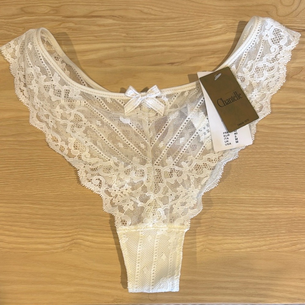 Chantelle Ivory Lace Panty